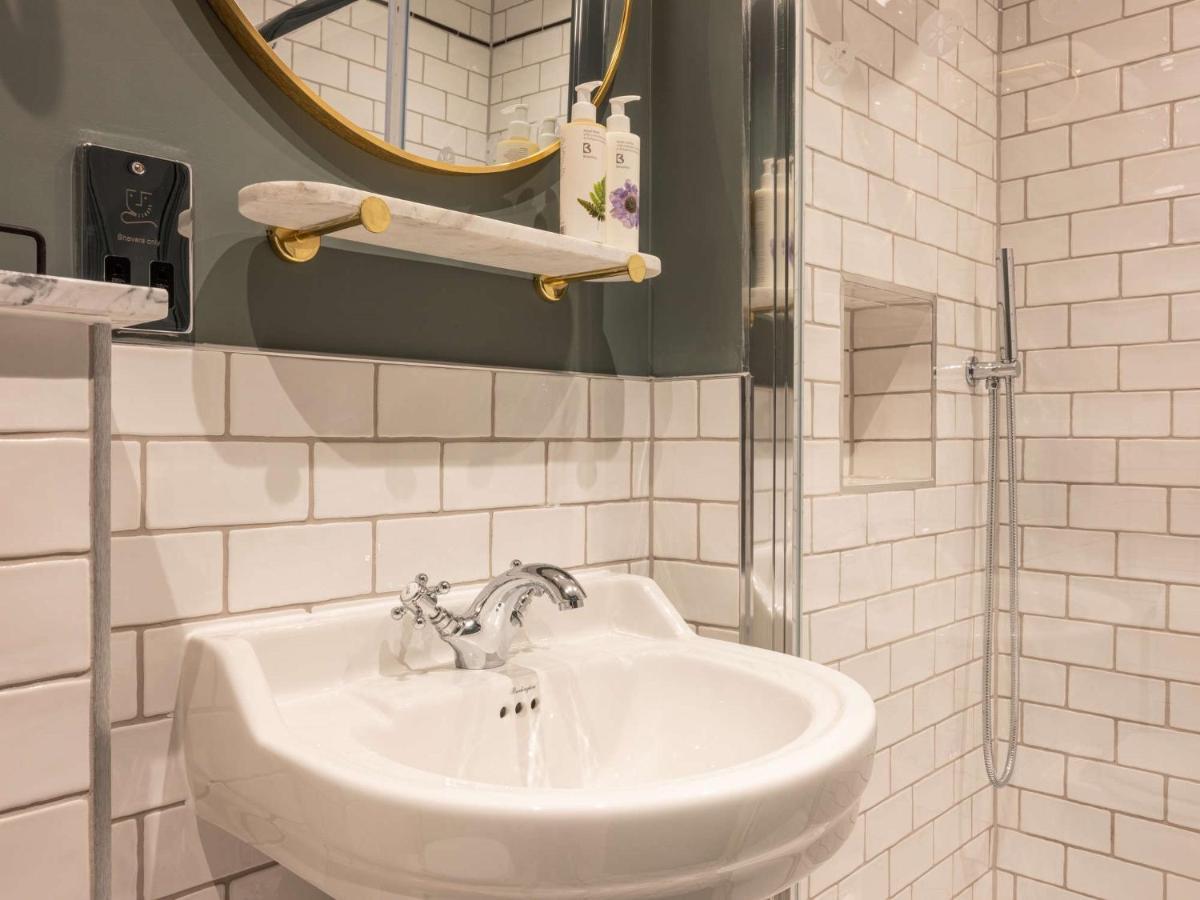Spread Eagle Hotel London Bagian luar foto